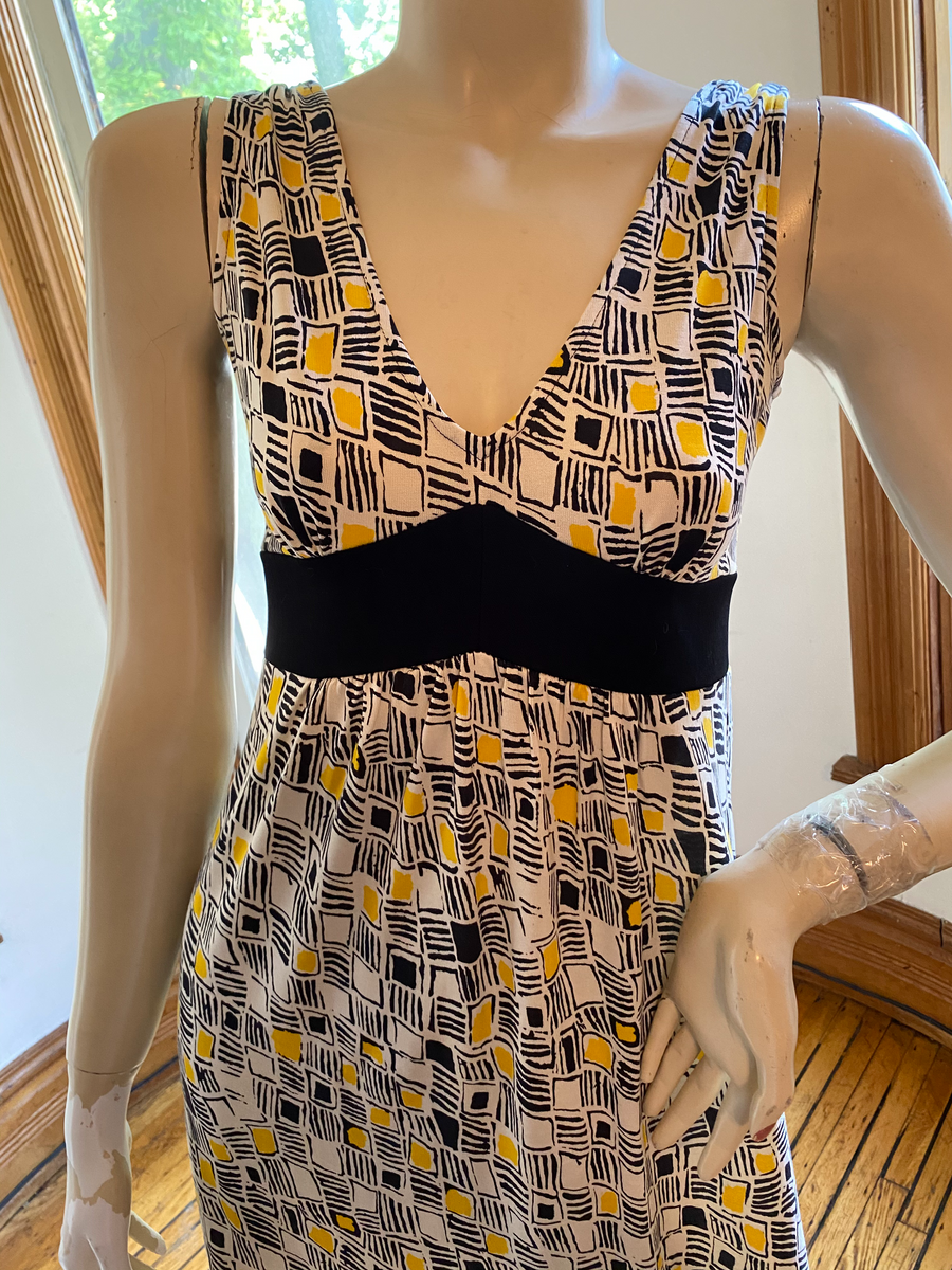 Diane Von Furstenberg Black/Ivory/Yellow Print Silk Dress, size S (US – Christina Finn Style & Boutique Diane Von Furstenberg Black/Ivory/Yellow Print Silk Dress, size S (US – Christina Finn Style & Boutique