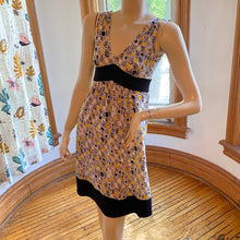 Load image into Gallery viewer, Diane Von Furstenberg Black/Ivory/Yellow Print Silk Dress, size S (US 4)