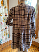 Load image into Gallery viewer, Free People x CP Shades Pintucked Gray/White Plaid Yoko Tunic Top, size XS runs large (42 bust)