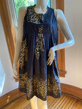 Load image into Gallery viewer, Heyne Bogut Black/Gold Screen Print Sleeveless Dress, size S/M (Brand size 2)