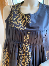 Load image into Gallery viewer, Heyne Bogut Black/Gold Screen Print Sleeveless Dress, size S/M (Brand size 2)