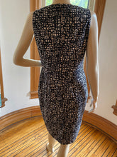 Load image into Gallery viewer, Lafayette 148 Black/Gray Abstract Graphic Print Sleeveless Dress, size S (US 6)