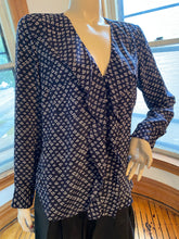 Load image into Gallery viewer, Veronica Beard Blue Lotus Print Ruffle Front Top, size S (US 6)