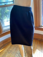 Load image into Gallery viewer, St. John Collection Black Santana Knit Pull-On Skirt, size L (US 12)