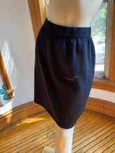Load image into Gallery viewer, St. John Collection Black Santana Knit Pull-On Skirt, size L (US 12)