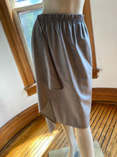 Load image into Gallery viewer, Zoran Taupe Gray Draped Wool Pull-On Skirt, size S/M