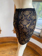 Load image into Gallery viewer, Cut 25 by Yigal Azrouel Black/Golden Brown Knit Skirt, size XS