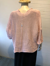 Load image into Gallery viewer, Skif Skifo Pink Chunky Knit Boxy Sweater, size M/L
