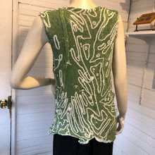 Load image into Gallery viewer, Skif Skifo Green Ivory Abstract Pattern Linen Blend Sleeveless Sweater, size S