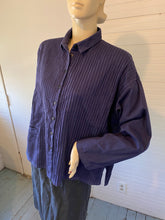 Load image into Gallery viewer, Yacco Maricard Blue Pintucked Cotton Boxy Top, size S/M (Brand size 2)