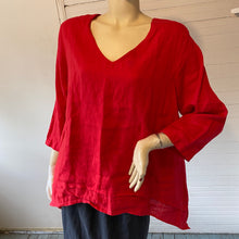 Load image into Gallery viewer, La Fixsun USA Red Linen Boxy Handkerchief Hem Top, size S