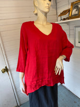 Load image into Gallery viewer, La Fixsun USA Red Linen Boxy Handkerchief Hem Top, size S