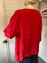Load image into Gallery viewer, La Fixsun USA Red Linen Boxy Handkerchief Hem Top, size S
