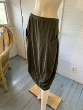 Load image into Gallery viewer, Rundholz Black Label Olive Green Long Skirt, size XS