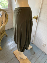 Load image into Gallery viewer, Rundholz Black Label Olive Green Long Skirt, size XS