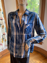Load image into Gallery viewer, Side Stitch USA Blue/White "Abstract Plaid" Cotton Top, size M