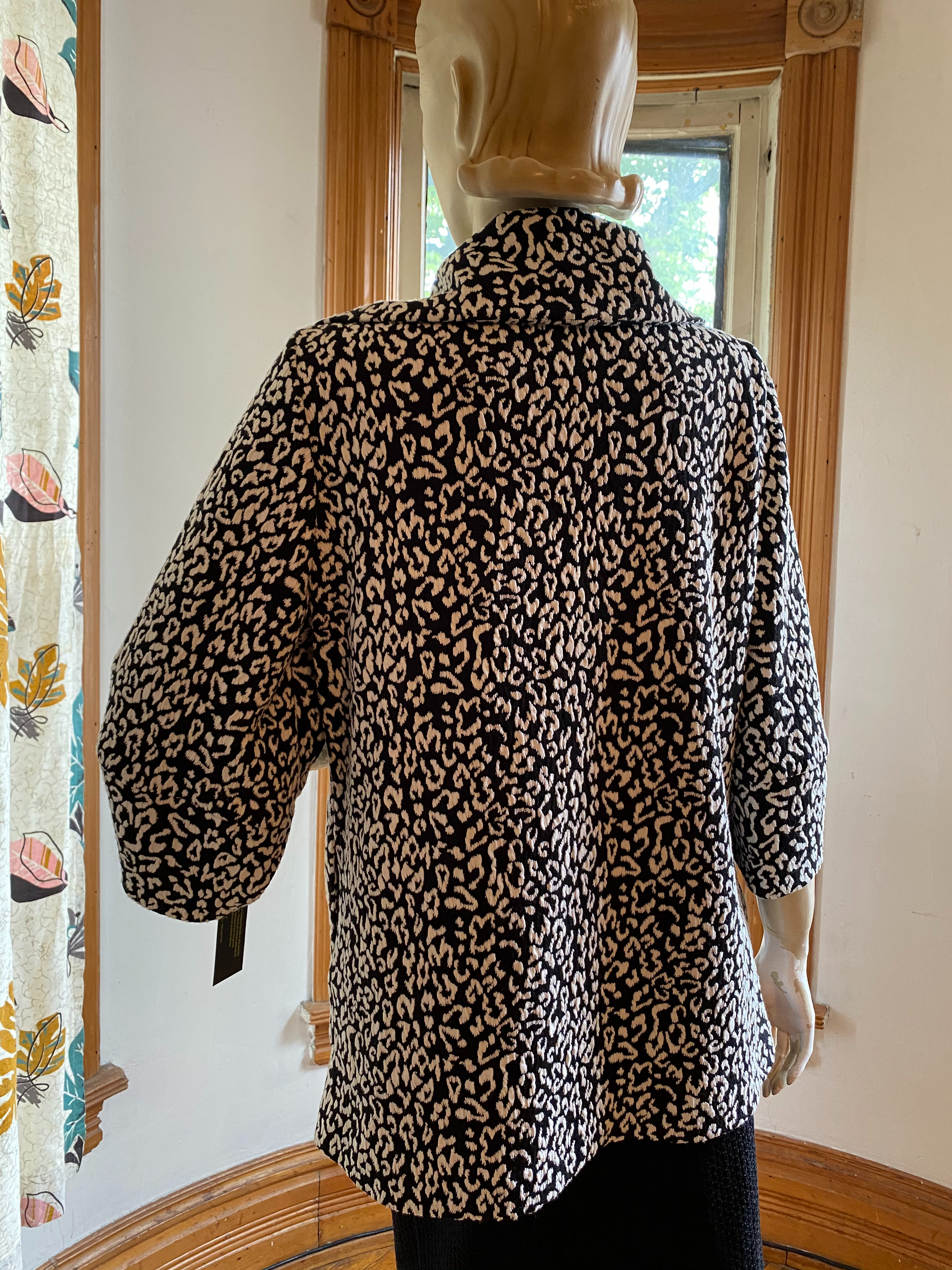 IC by Connie K Black/White Leopard Print Swing Jacket, size M