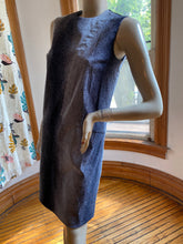 Load image into Gallery viewer, Karen Klein San Francisco &quot;Pebble&quot; Gray Sleeveless Shift Diagonal Seam Dress, size S
